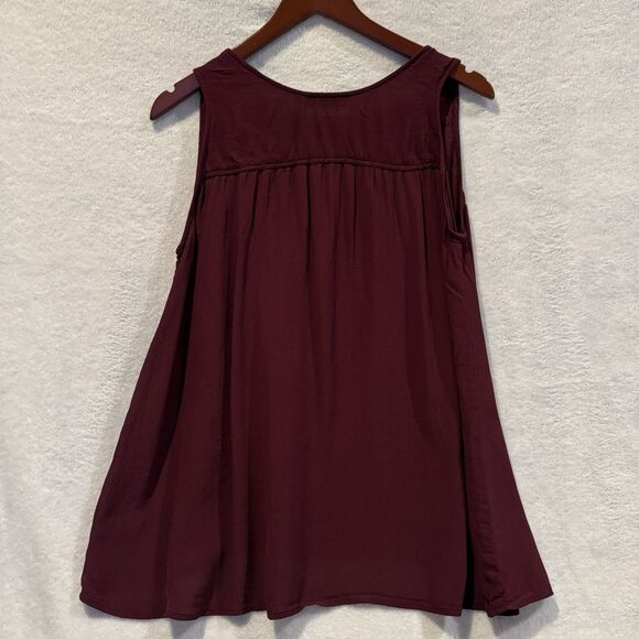 Dalia Womens Elegant Maroon Sleeveless Top Beaded V-Neck Flowy Chic Size M - Picture 4 of 7